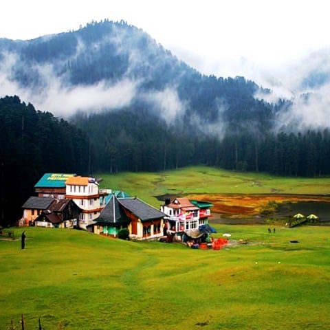 https://www.aadishaktitravels.org/public/img/Khajjiar.jpg